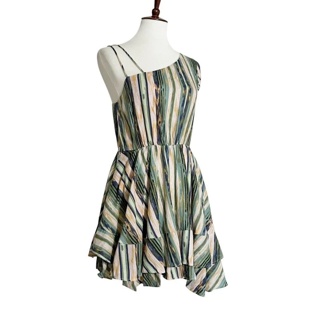 Free People Green Heart Shaped Face One Shoulder‎ Mini Dress Size XSmall NWT
